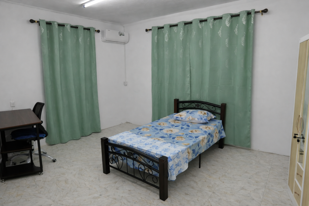 Single Bed Room